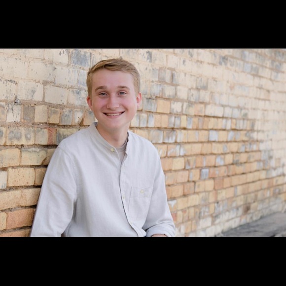 Meet your Posher, Austin - Picture 1 of 1